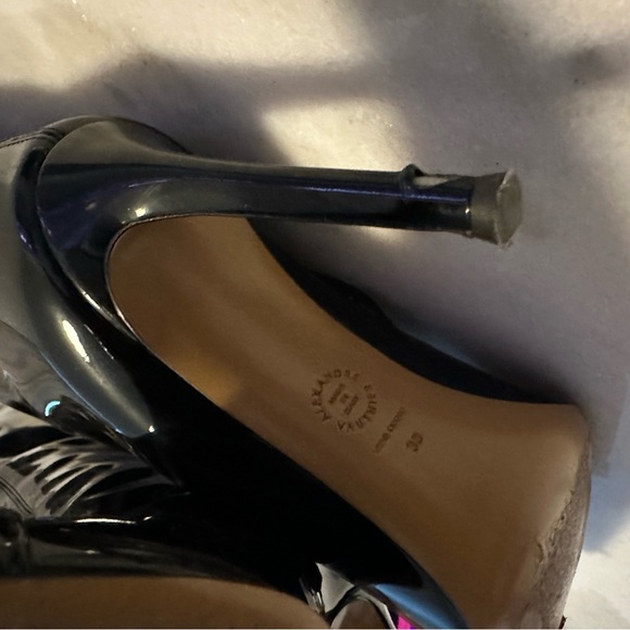 Alexandre Vauthier shiny boots - Picture 3 of 5